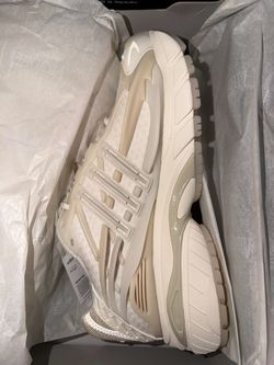 Adidas Jellyfish size 10.5