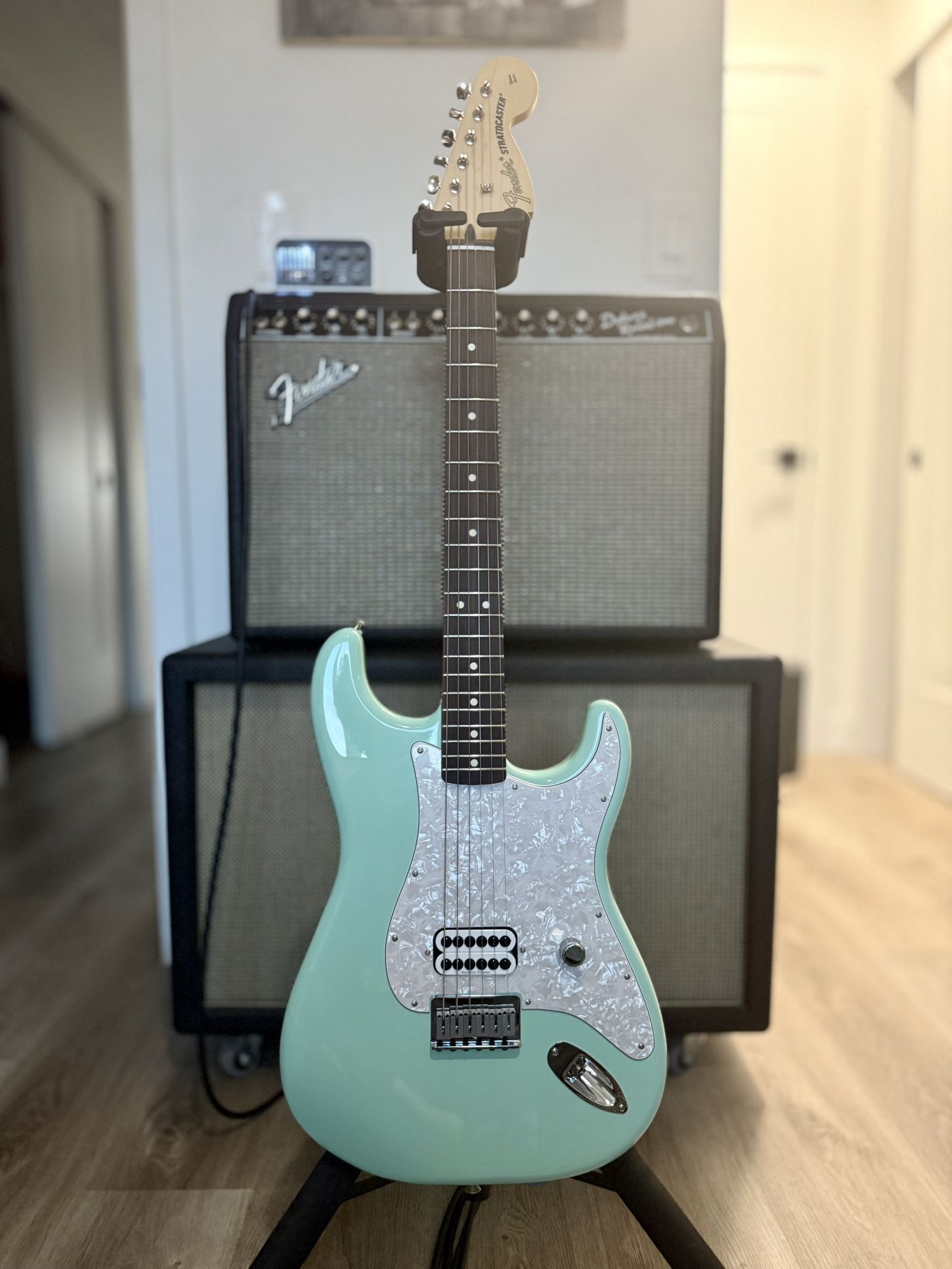 2024 Fender Tom Delonge Stratocaster - Surf Green