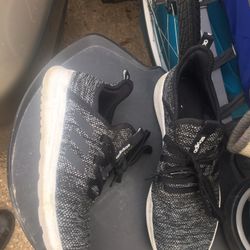 Nice lightweight Adidas size 8 1/2 only $15 firm