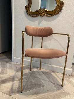 Set of 6 Dusty Pink Velvet Dining Chairs with Gold Legs