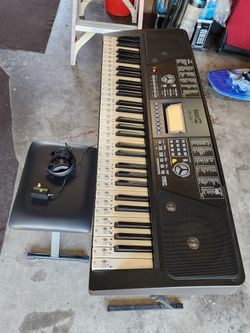 ROCK JAM ELECTRIC PIANO NUMBER OF KEYS 61 WITH STAND & POWER CORD & CHEAR WORK EXCELLENT