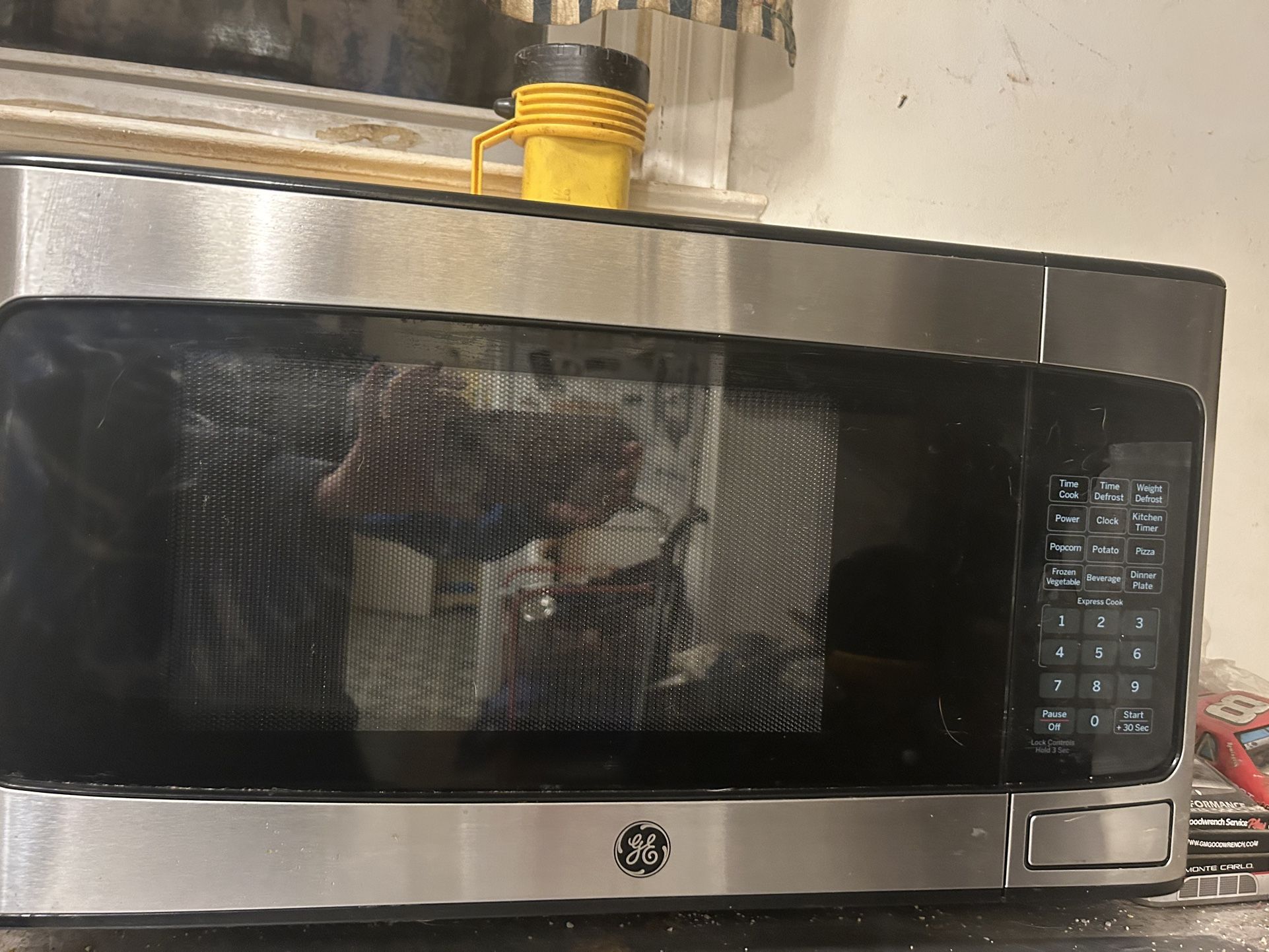 GE Microwave 