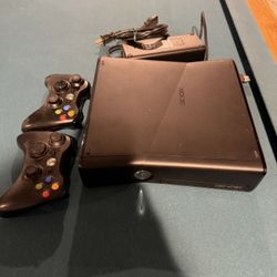 X Box 360 Plus 15 Games