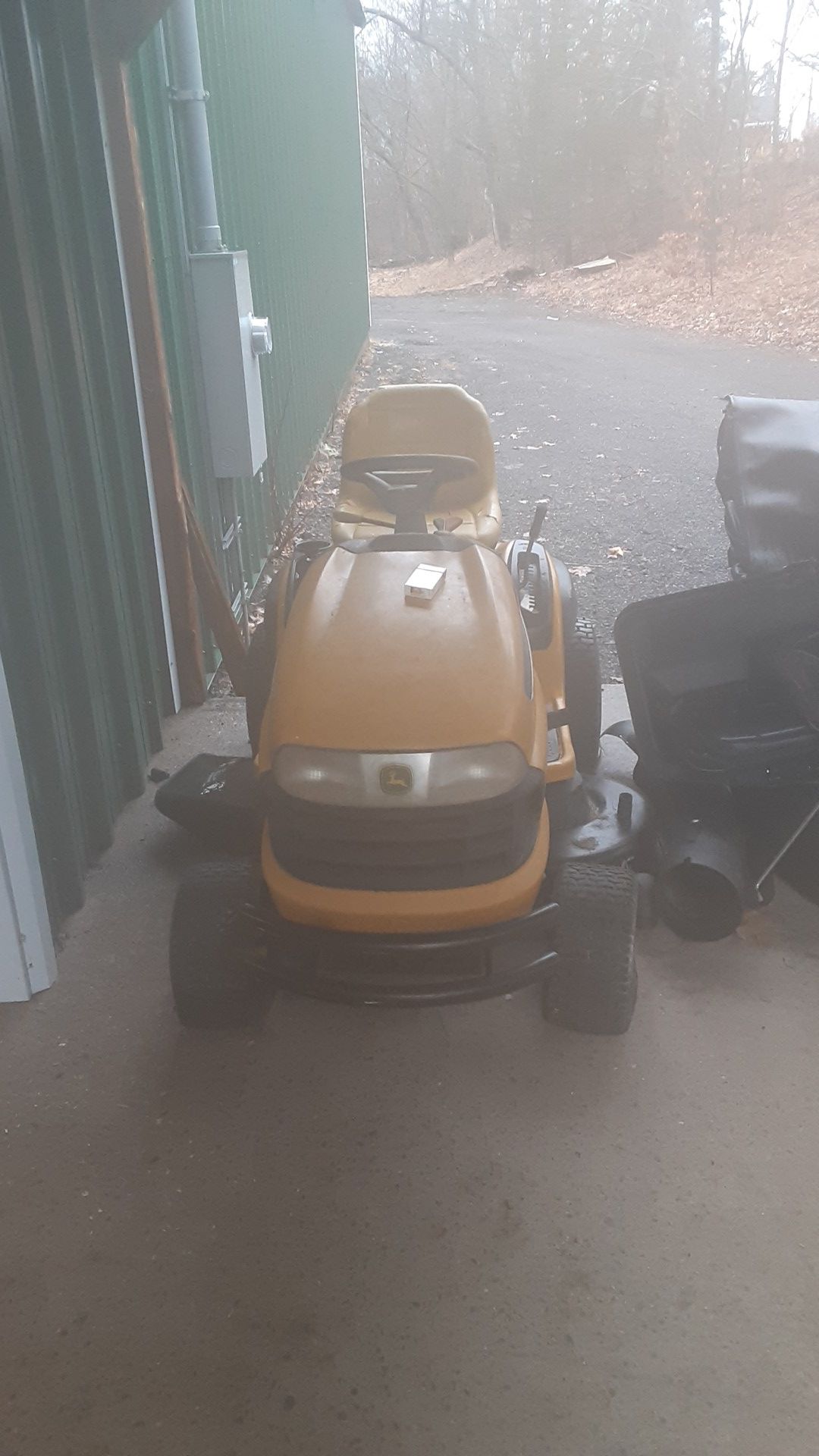 John Dere lawn tractor