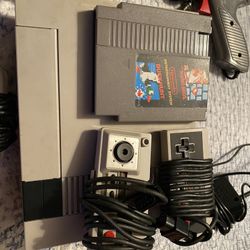 Original NES Nintendo 1985 Bundle 