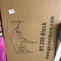 Massage table (new In Box)