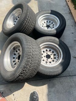For sale size 15”-5 lugs off an obs