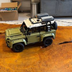 Lego Land Rover Defender