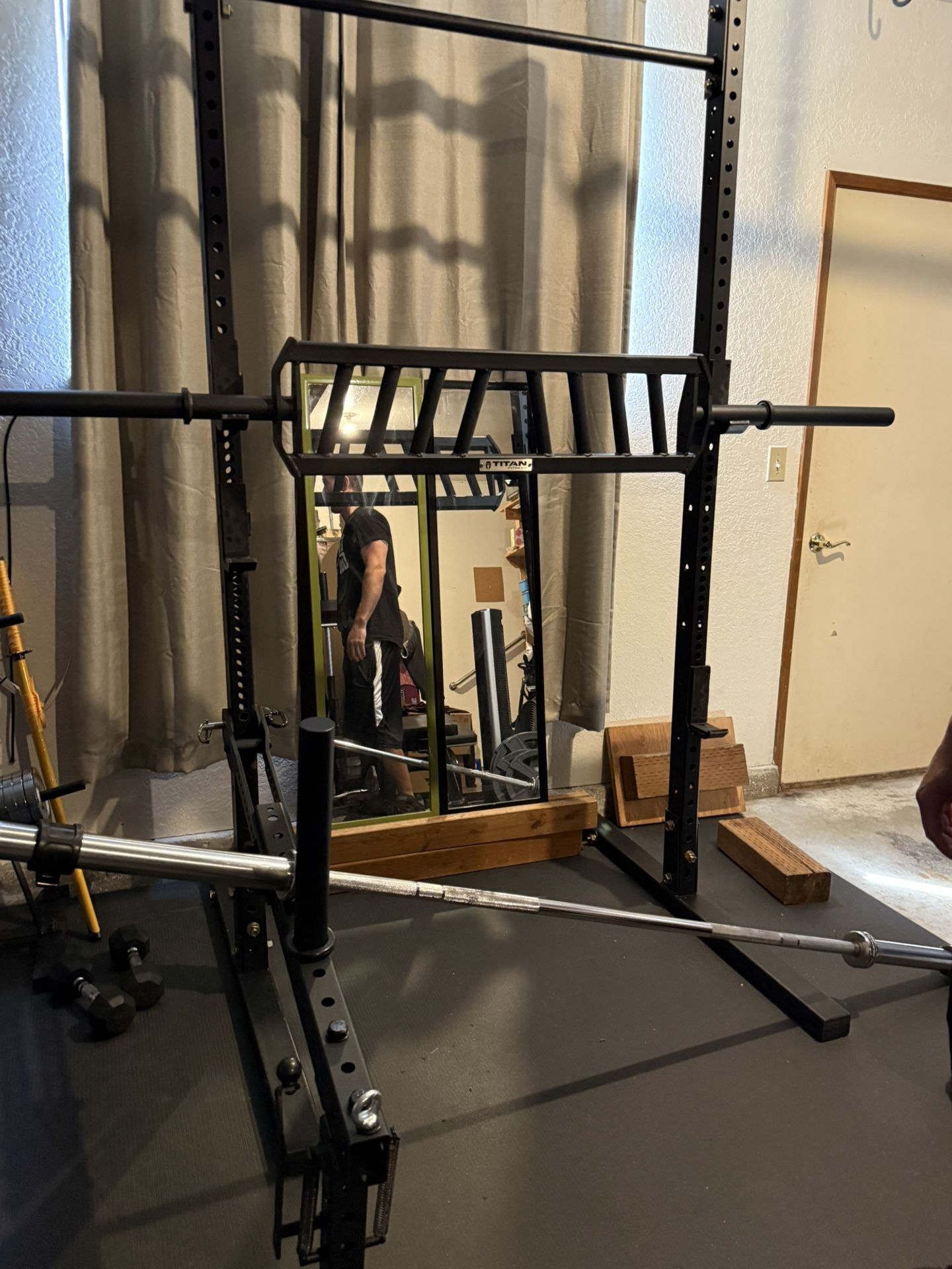 Titan Fitness Angled Multi Grip Barbell