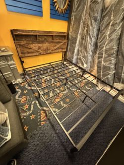 Brand new queen size storage headboard bedframe