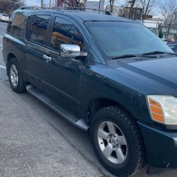 2004 Nissan Armada LE