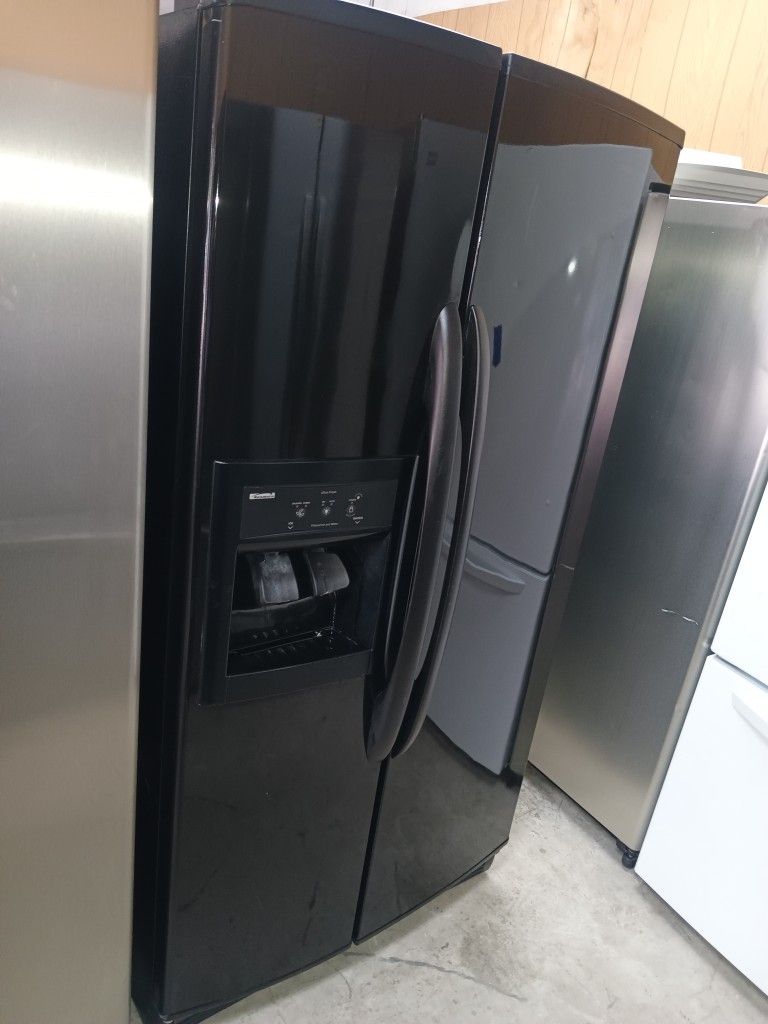 Kenmore Side By Side Refrigerator Everything Works Good 📌