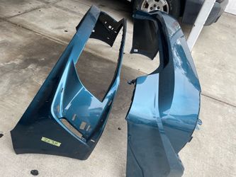 2025 Toyota Camry bumpers used Oem
