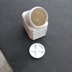 Pet Food Storage 