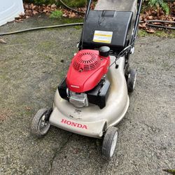 HONDA LAWN MOWER SELF PROPELLED 