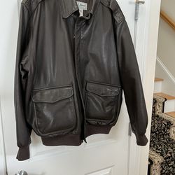 leather bomber jacket 