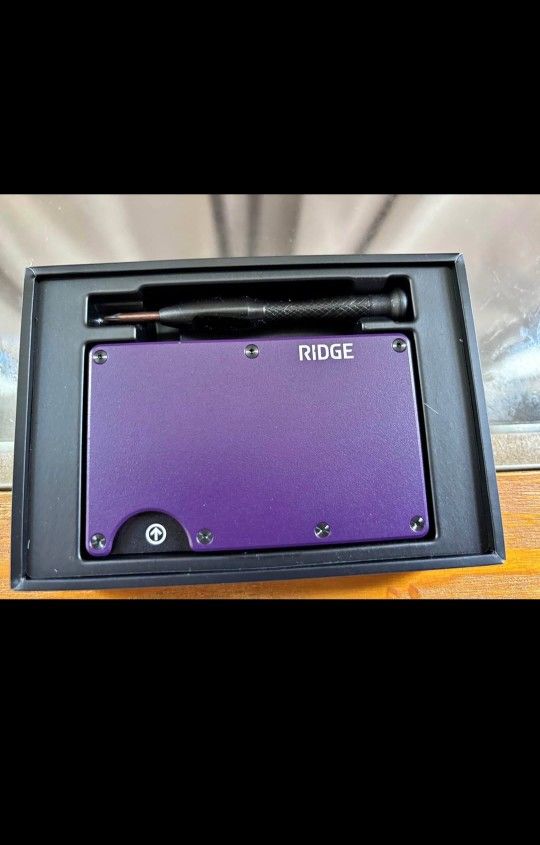 Alaska Twilight Ridge Wallet!!