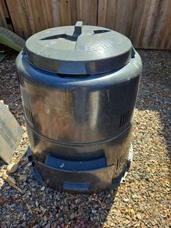 Earth Machine Black Plastic Garden Compost Bin