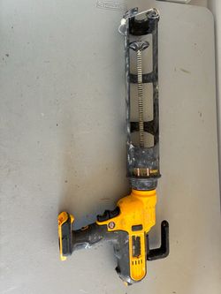 Dewalt 20V MAX Cordless 29 oz / 600 ml Adhesive Gun (Tool Only)