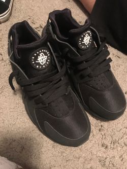 Nike’s black