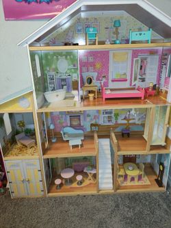 KidKraft Majestic Mansion Dollhouse with Furniture