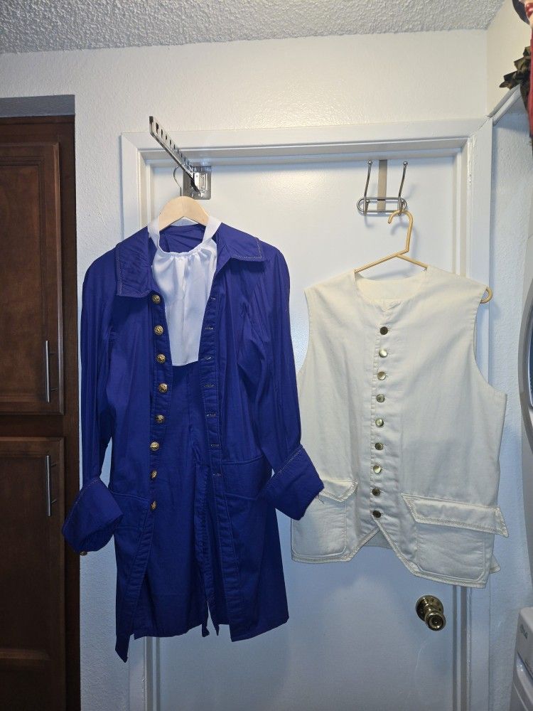 Custom made Men's colonial costume, sz Small. 