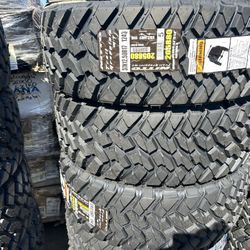 37x12.50R17. NITTO TRAIL GRAPLER