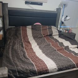 King Bedroom Dresser And Nightstand 