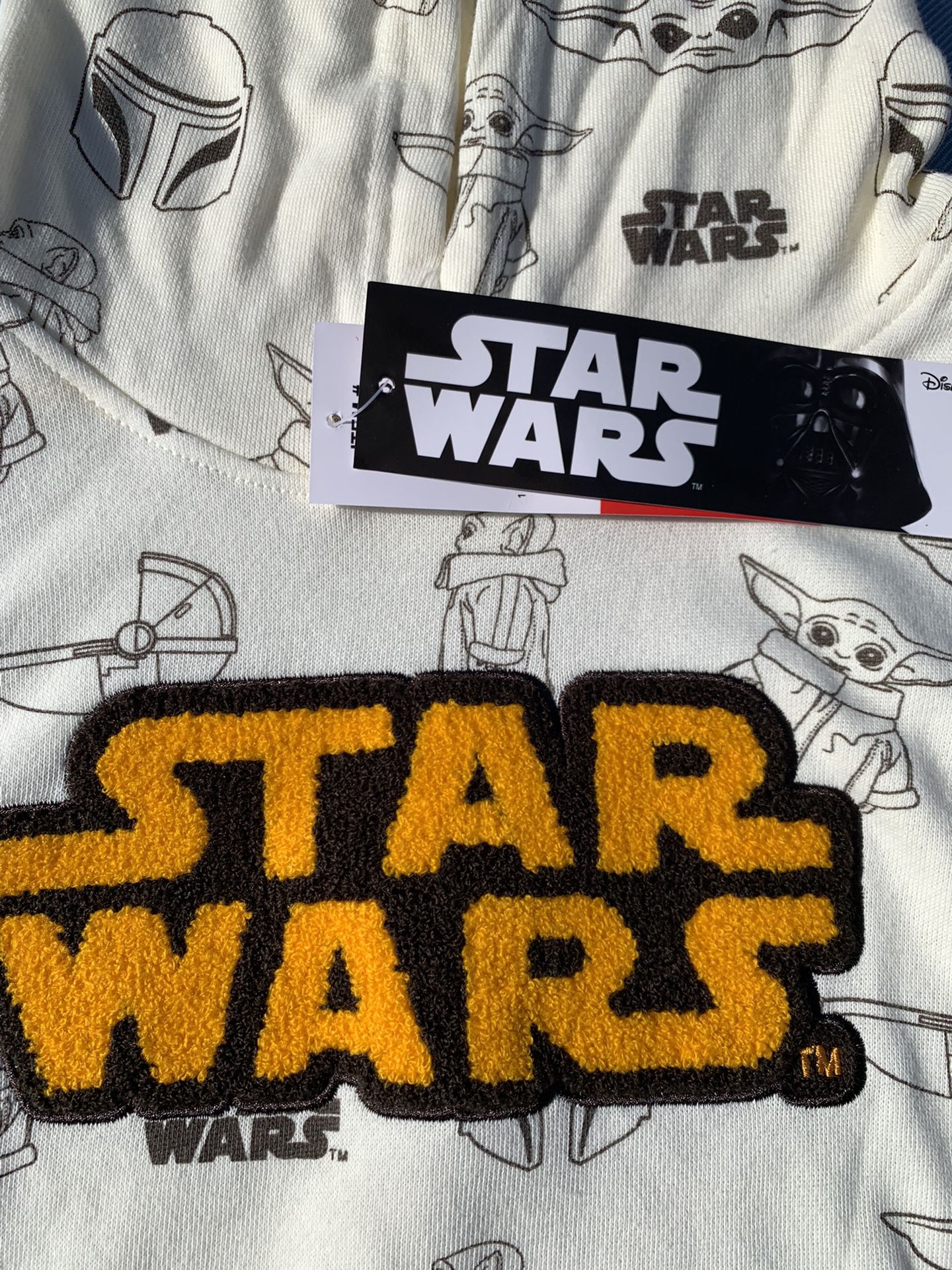 STAR WARS HOODIE FOR BOYS M (10/12) NEW