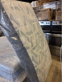 TWIN MATTRESS BEAUTYREST FIRM