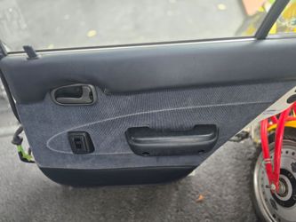 97-2000 toyota corolla passanger rear door