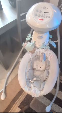 Fisher-Price Baby Swing with Mobile