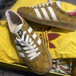 Gucci Adidas for Sale in Tolleson, AZ - OfferUp