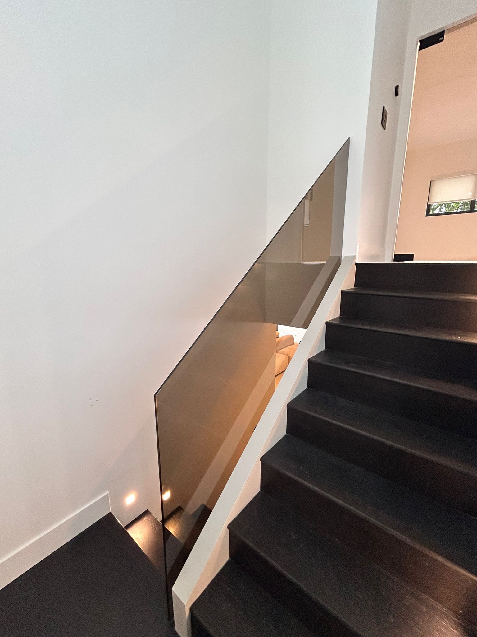 Glass stairs in all the measures