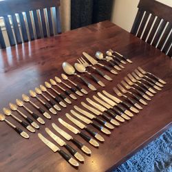 Vintage Cutlery Silverware Set Of 40 Pieces. 