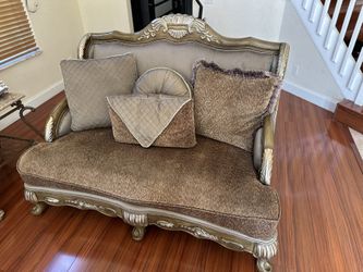 Sofas Great Condition.