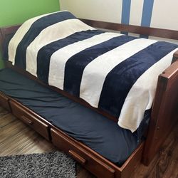 Twin Day bed with Rolling twin Trundle Bed and  Side Tray