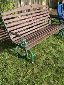 Outdoor Glider Bench, Faux Wood, Brown