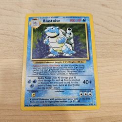 Blastoise Holo Pokémon Trading Card 