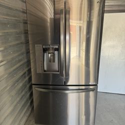 LG REFRIGERATOR 