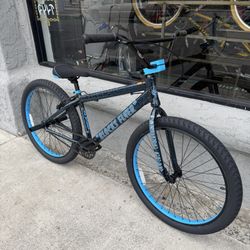 NEW SE Blocks Flyer Blue Crackle 26” Wheelie Bike BMX Bicycle 