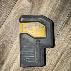 DeWalt DW08301 - 3-Spot Laser Level.