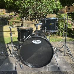 Complete Sound Percussion (SP) 4pc Drum Set (20”/14”/13”/12”)