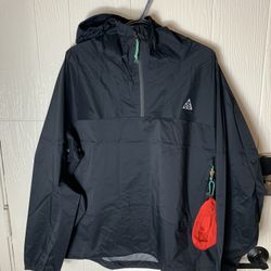  Nike ACG Trail Snacks Storm FIT ADV Jacket - Black- FQ3062-010 Men's size Medium