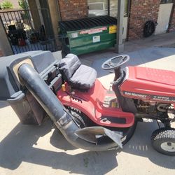Riding Lawnmower Yard Tractor Runs Great