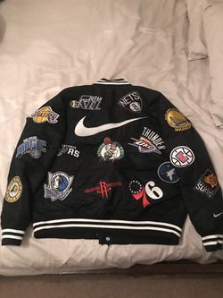 Objetor disco Condición Supreme x Nike NBA Starter Jacket for Sale in Farmington Hills, MI - OfferUp