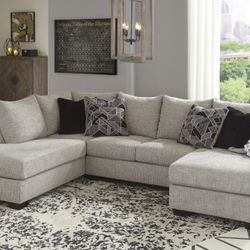 Megginson Storm LAF Sectional

