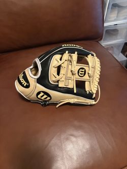 Wilson A2000 1786 Blonde/Black 11.5 NEW