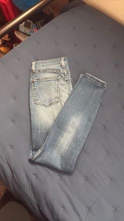 Women’s  skinny jeans