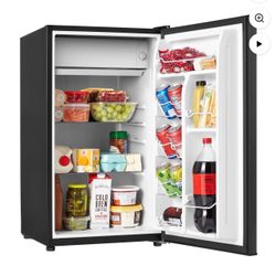 Mini Fridge 3.3 Cu With freezer Works Great 